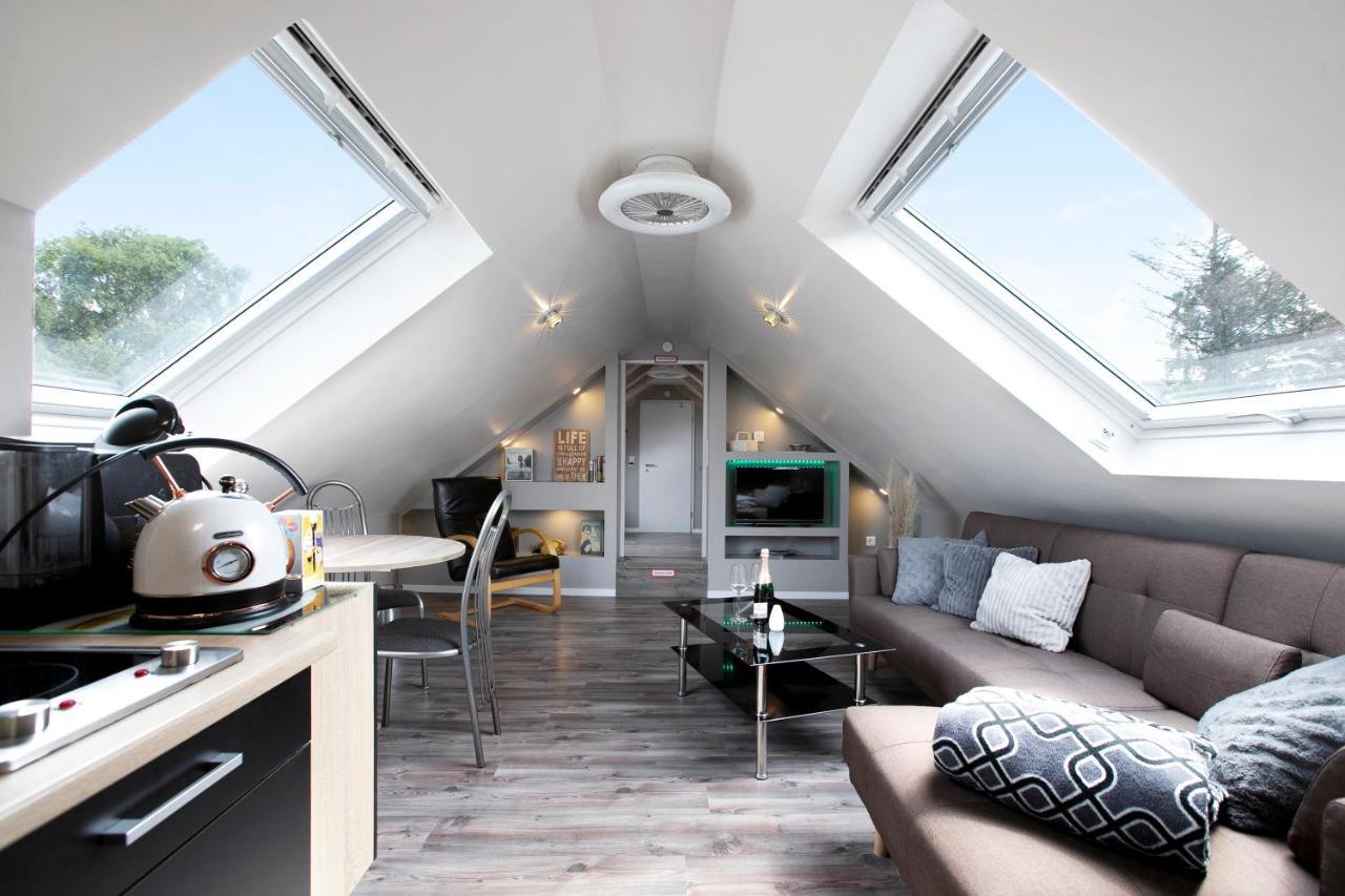 Uhses Ferienwohnung Хайде Екстериор снимка