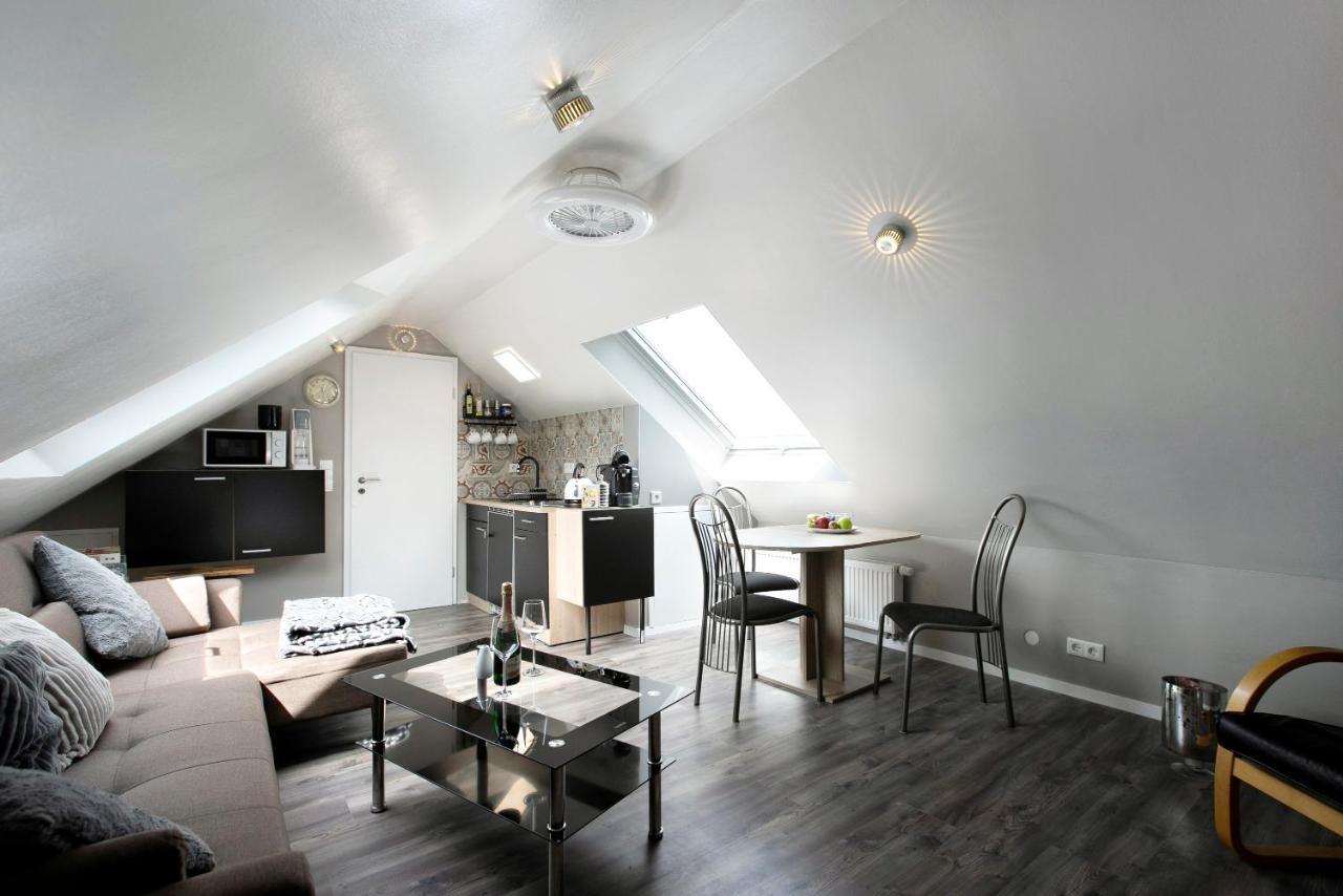 Uhses Ferienwohnung Хайде Екстериор снимка